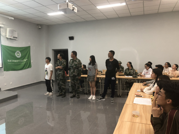 QQ图片20181004142923.png QQ图片20181004142923.png